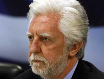 «Πρόταση» στο υπουργείο Οικονομικών για αγορά CD με στοιχεία φοροφυγάδων