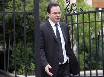 Δεν σκοπεύουμε να κάνουμε χρήση του μηχανισμού στήριξης, λέει ο Γ.Παπακωνσταντίνου