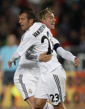 Ανατροπή και… ζωντανή η Ρεάλ Μαδρίτης, σταθεροποιείται τρίτη η Βαλένθια