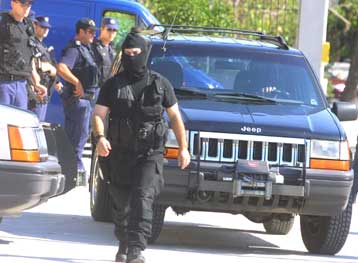 Απολογίες από άλλους δύο κατηγορουμένους για συμμετοχή στον Επαναστατικό Αγώνα