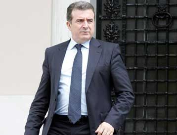 Εύσημα Παπανδρέου σε Χρυσοχοΐδη για την προσπάθεια κατά της τρομοκρατίας