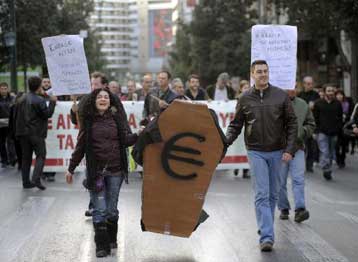 Σε απεργιακό κλοιό η χώρα κατά των μέτρων λιτότητας