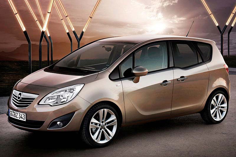 To νέο Opel Meriva αποκαλύπτεται