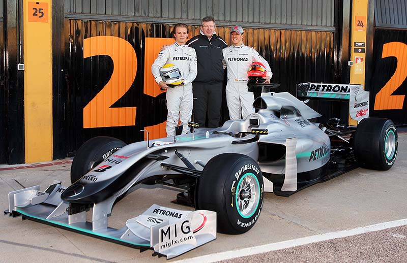 Η πρώτη σύγχρονη F1 της Mercedes-Benz