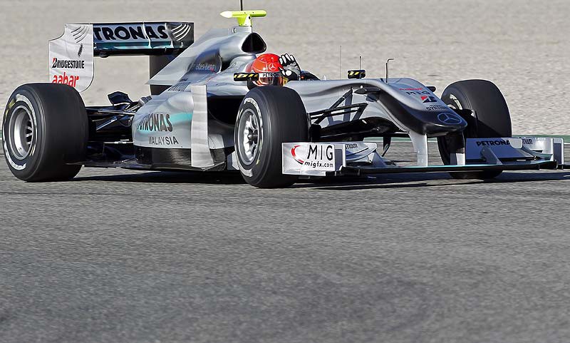 Δοκιμές Βαλένθια, 1η μέρα: O M. Schumacher ταχύς, o F. Massa ταχύτερος