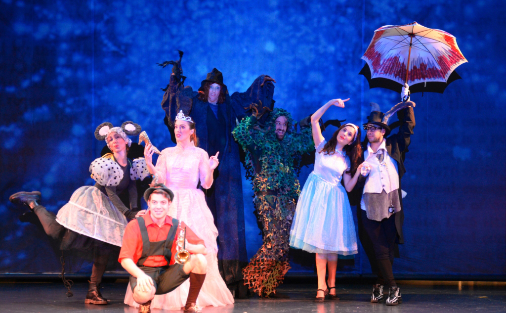 «Τα παραμύθια το ‘σκασαν» στο Θέατρο Αργώ