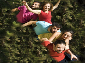 Ένας καλικάντζαρος στο χωριό