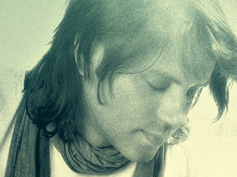 Ο Δημήτρης Κοργιαλάς για μία εμφάνιση στον Πολυχώρο Χυτήριο