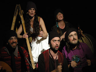 Αχταρμίξ 3 – Όλα εδώ πληγώνονται