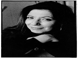 Ταξιδέψτε στο λογοτεχνικό σύμπαν της Ιωάννας Μπουραζοπούλου