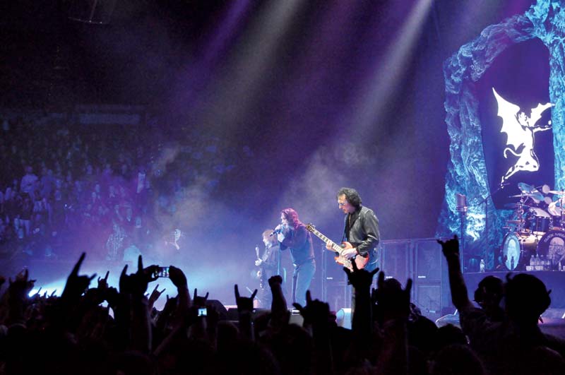 Black Sabbath: Live… Gathered In Their Masses