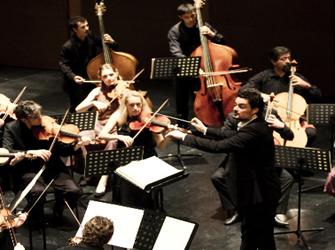 Η Καμεράτα με όργανα εποχής στη Στέγη