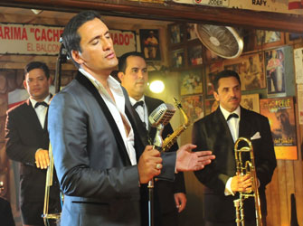 Ο περφόρμερ Dany Brillant εφ’ όλης της ύλης