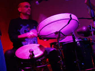 Express Εξάρχεια – Καλκούτα – Disneyland