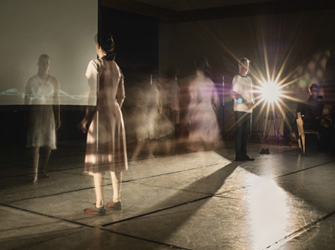 Προσκλήσεις για το «Όλα είναι πιθανά Εκεί που δεν ταξίδεψα ποτέ» στο Μέγαρο