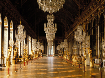 Η «Αίθουσα των Κατόπτρων» στις Βερσαλλίες, στις 20.00 στην ΕΤ1