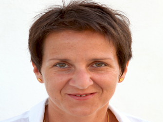 Η μαέστρος και συνθέτρια Κωνσταντία Γουρζή στην Αθήνα