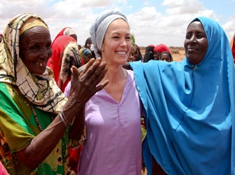 Half the sky, ένα ντοκιμαντέρ πολλών «αστέρων»