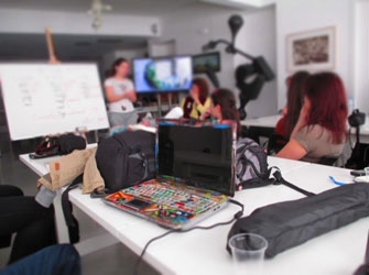 Exile Room: Εν Αρχή Ην Ντοκιμαντέρ