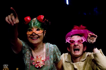 Η Κυόκο στο κέντρο της γης