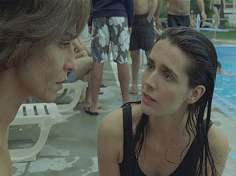 Μέσα από τις Φλόγες