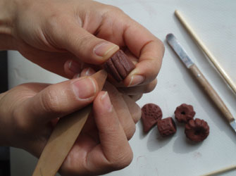 Σεμινάριο κοσμημάτων από Φαγεντιανή στο Μουσείο Λαλαούνη