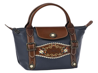 «Le Pliage» η νέα σειρά της Longchamp