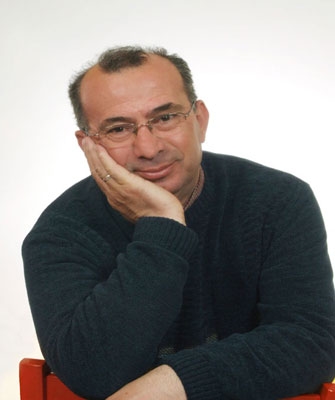 Το βραβείο ποίησης «Ali Asllani» στον Λουάν Τζούλις