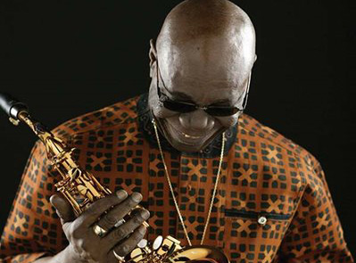 Ο Manu Dibango έρχεται στην Ελλάδα στο πλαίσιο του «80th Birthday Tour»