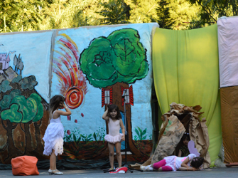 Παιδική θεατρική παράσταση του Εργαστηρίου Δημιουργικής Έκφρασης & Επικοινωνίας