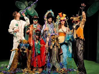 Αποκριάτικο πάρτυ μετά την παράσταση «Για μια φούχτα μπάμιες»