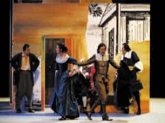 O Ντανιέλ Οτέιγ με το «Σχολείο Γυναικών» στο Παλλάς