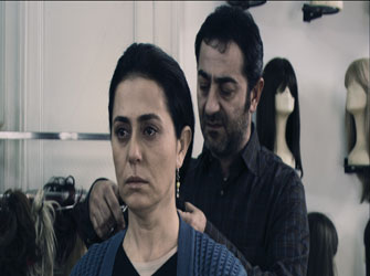 Βραβείων συνέχεια για την »Περούκα»