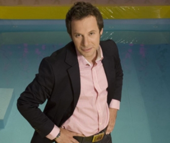 Ο Γιώργος Πυρπασόπουλος ταξιτζής στη νέα κωμική σειρά «Διπλή Ταρίφα» του ΑΝΤ1