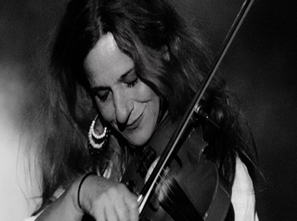 Αναβάλλεται η συναυλία της Ευανθίας Ρεμπούτσικα στο Παλλάς