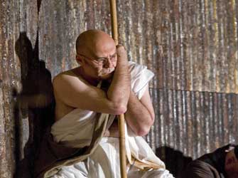 Η Όπερα «Satyagraha» στην MET