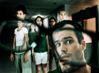 «Στην οθόνη φως». Ένα έργο για εφήβους της Σοφίας Βγενοπούλου