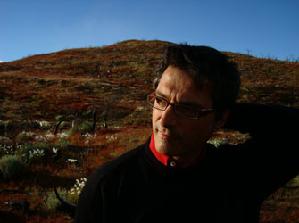 Γιώργος Κουμεντάκης: Το αθόρυβο πάτημα της Αρκούδας