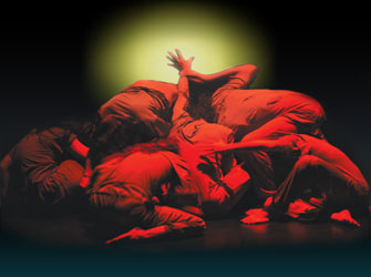 The Cave: μια σύμπραξη χορού, μουσικής και εικόνας