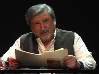 Χάρρυ Κλυνν: Η σάτιρα στις μέρες μας είναι δυσβάσταχτη!