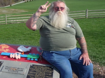 Ο πρώτος άνθρωπος στο Φεγγάρι και ο τελευταίος χίπης από το Γούντστοκ στην ‘Έρευνα» (Ε)