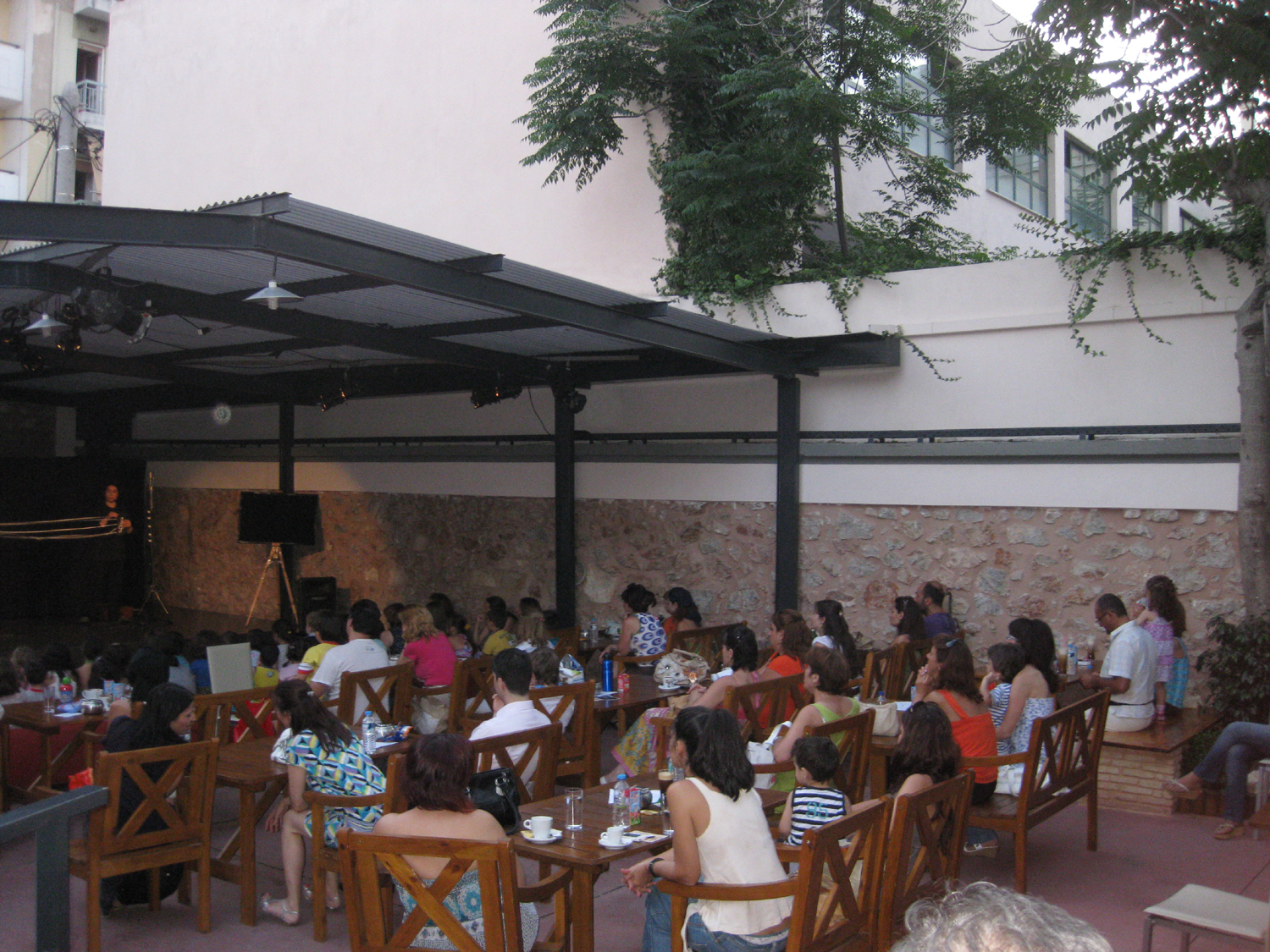 «Βραδιές στην αυλή» του Ακαδήμεια