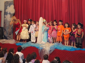 Παιδική Θεατρική Παράσταση-Έκθεση Εικαστικών