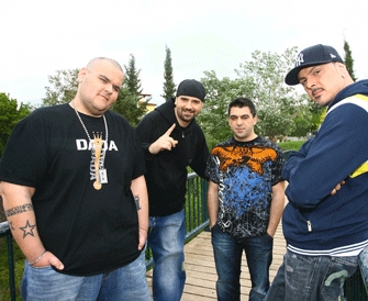 Πρεμιέρα από το πιο αγαπημένο hip hop group μας λέει «Καληνύχτα Ελλάδα» μέσα από την τηλεόραση του ΑΝΤ1