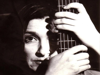 Aφροδίτη Μάνου στο Γυάλινο Μουσικό Θέατρο