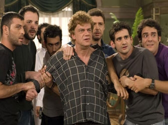 «Αυστηρώς Κατάλληλο», στο MEGA