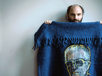 O Ακύλλας Καραζήσης επιστρέφει στο Bios με τις «ιστορίες του κυρίου Νίκου»