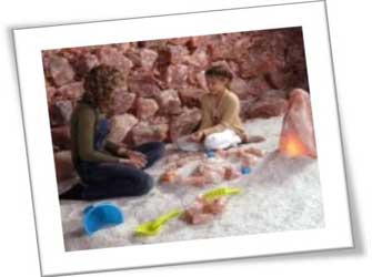 Παραμυθούπολη στο Αλατοσπήλαιο Αθηνών