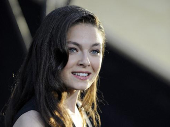 Συνέντευξη της ελληνικής καταγωγής ηθοποιού Αλέξα Ντάβαλος.