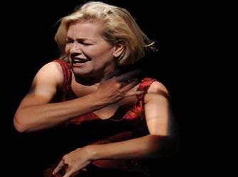 «Amor», έρωτας και εξουσία